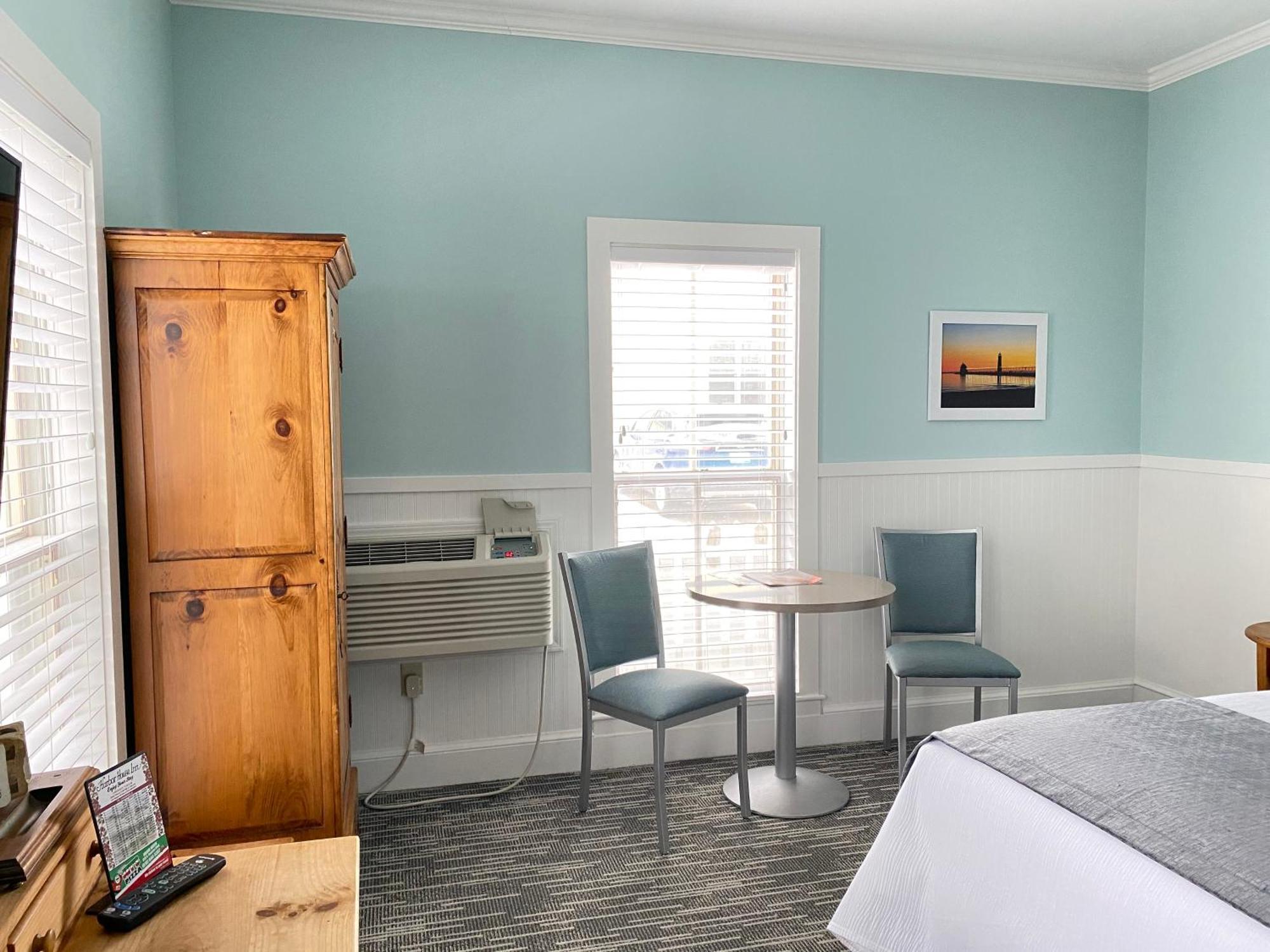 Harbor House Inn Гранд Хейвън Стая снимка